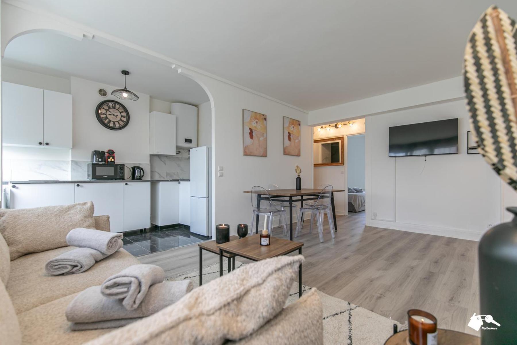 Appartement Mba - Jarry Splendide Proche Chateau De